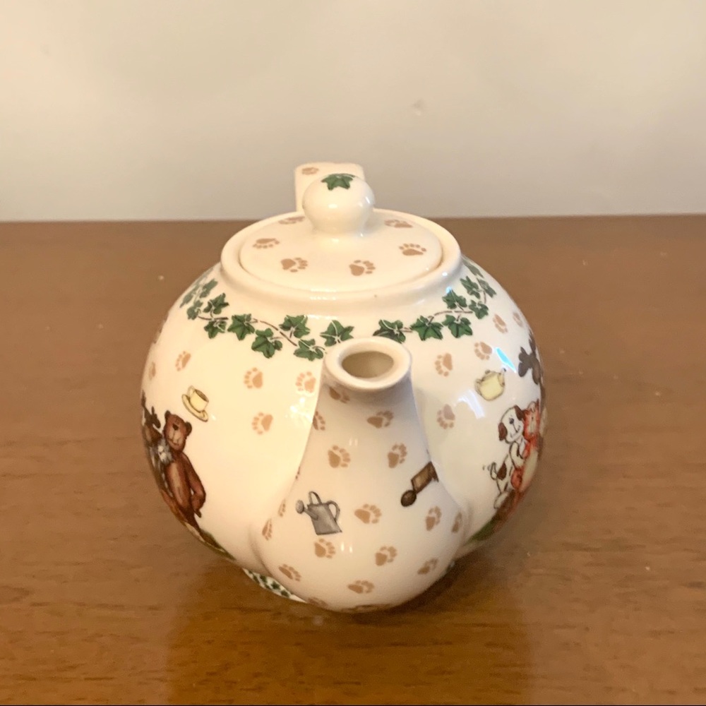 Boyds Bears/Cardew Design Tea Set - Picture 4 of 16
